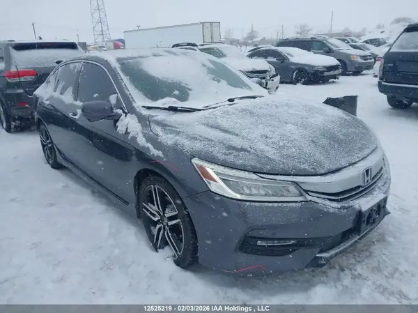 1HGCR2F08HA811834 2017 HONDA ACCORD - Image 1