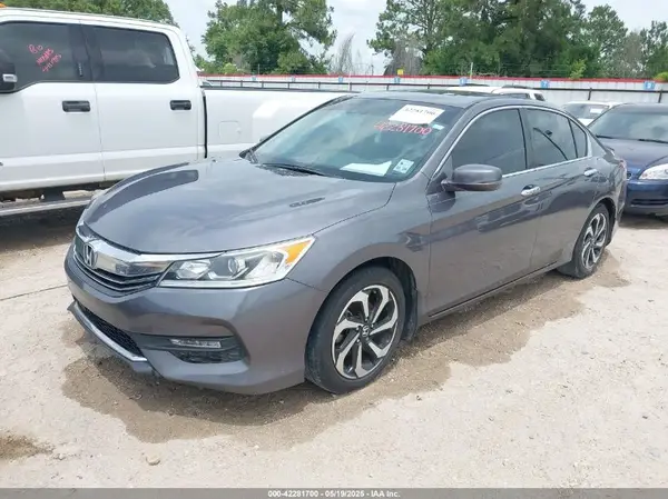 1HGCR2F09GA010568 2016 HONDA ACCORD - Image 2