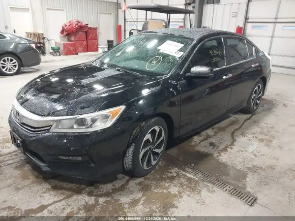1HGCR2F09GA079650 2016 HONDA ACCORD - Image 2