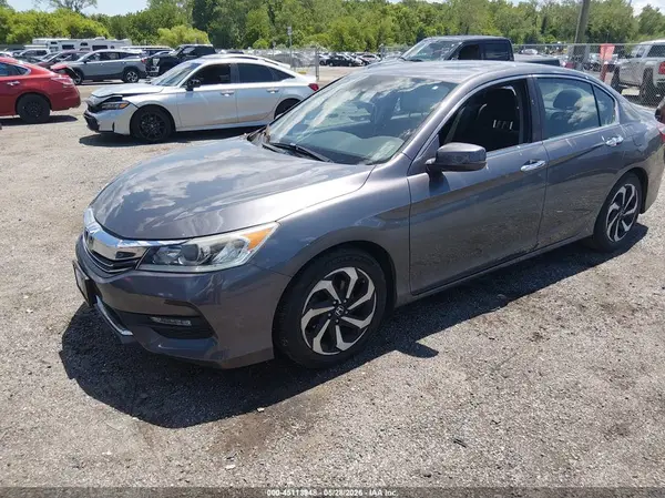 1HGCR2F09GA138762 2016 HONDA ACCORD - Image 2