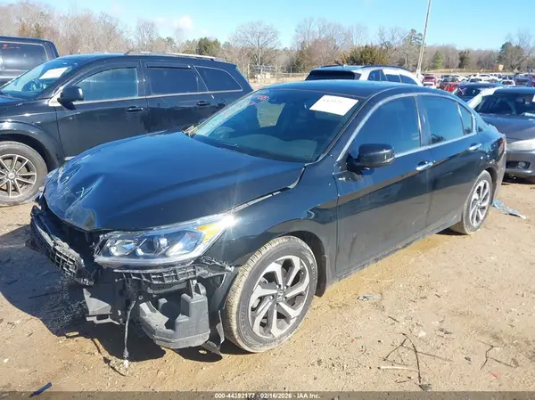 1HGCR2F09HA175571 2017 HONDA ACCORD - Image 2