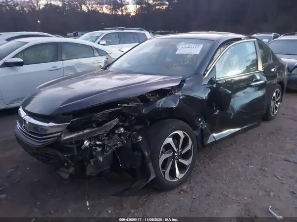 1HGCR2F0XHA034783 2017 HONDA ACCORD - Image 2
