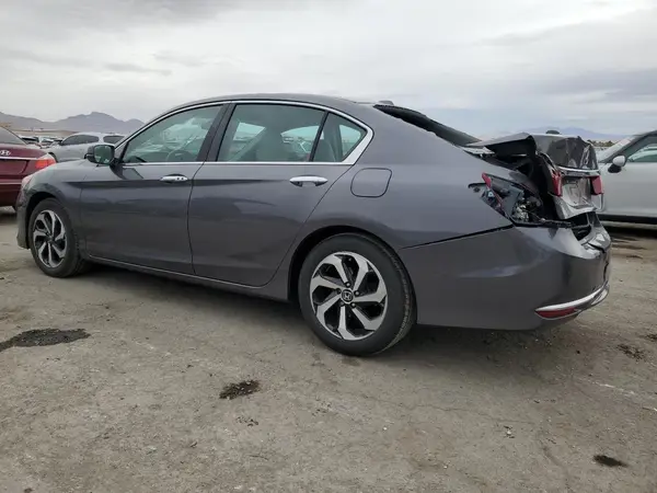 1HGCR2F0XHA070179 2017 HONDA ACCORD - Image 2