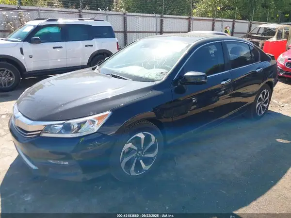 1HGCR2F0XHA147861 2017 HONDA ACCORD - Image 2