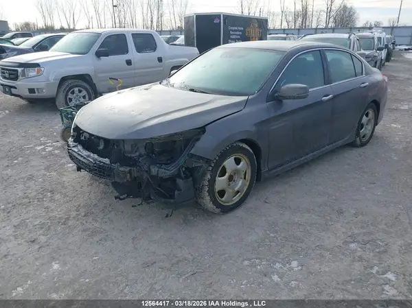 1HGCR2F0XHA802326 2017 HONDA ACCORD - Image 2