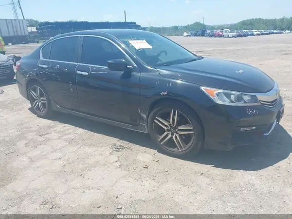 1HGCR2F10HA036745 2017 HONDA ACCORD - Image 1