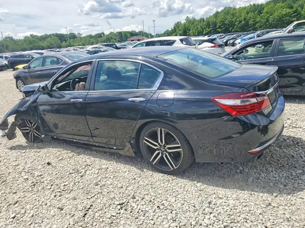 1HGCR2F10HA037183 2017 HONDA ACCORD - Image 2