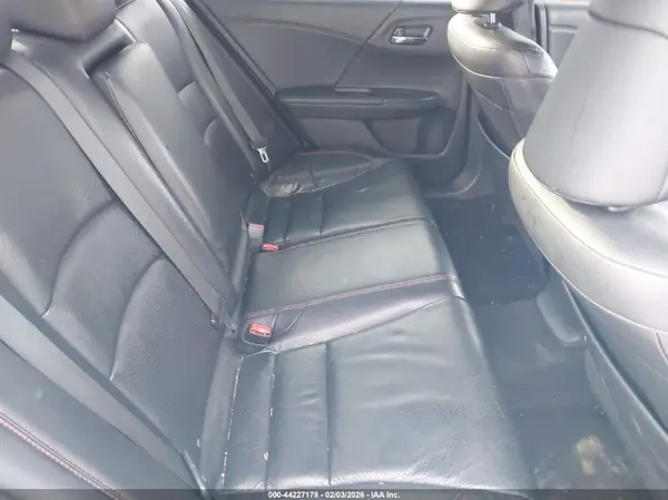 1HGCR2F10HA065792 2017 HONDA ACCORD - Image 8