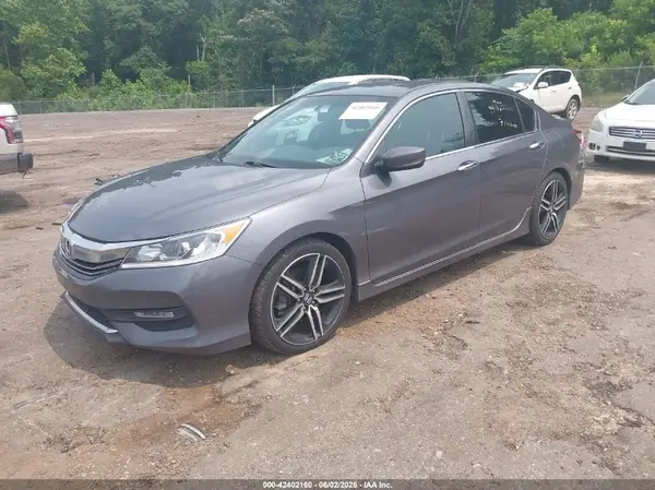 1HGCR2F10HA076274 2017 HONDA ACCORD - Image 2