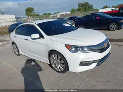 1HGCR2F10HA082169 2017 HONDA ACCORD
