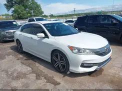 1HGCR2F10HA084388 2017 HONDA ACCORD