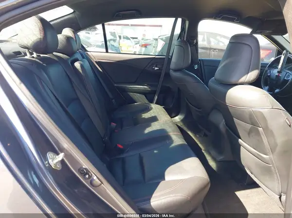 1HGCR2F10HA086044 2017 HONDA ACCORD - Image 8