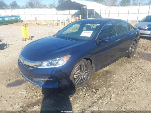 1HGCR2F10HA095861 2017 HONDA ACCORD - Image 2