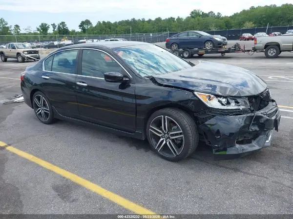 1HGCR2F10HA098775 2017 HONDA ACCORD - Image 1