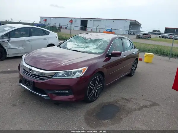 1HGCR2F10HA117597 2017 HONDA ACCORD - Image 2