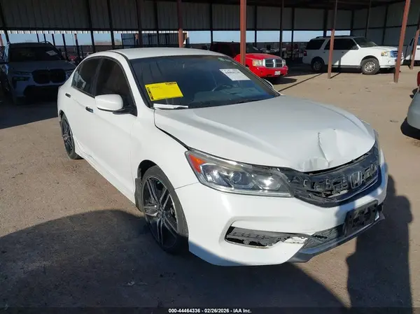 1HGCR2F10HA119544 2017 HONDA ACCORD - Image 1