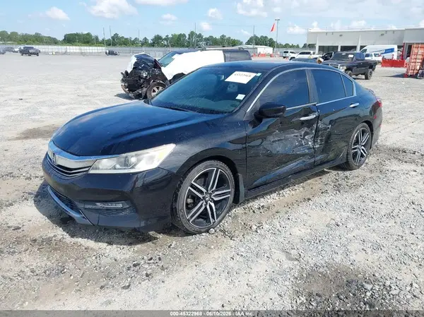 1HGCR2F10HA123061 2017 HONDA ACCORD - Image 2