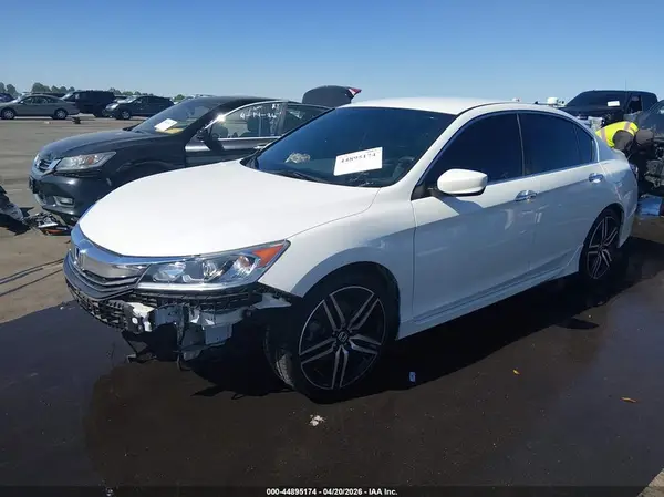 1HGCR2F10HA142743 2017 HONDA ACCORD - Image 2