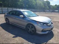 1HGCR2F10HA152561 2017 HONDA ACCORD