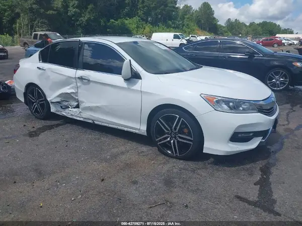 1HGCR2F10HA153967 2017 HONDA ACCORD - Image 1