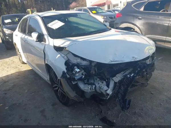 1HGCR2F10HA215979 2017 HONDA ACCORD - Image 1