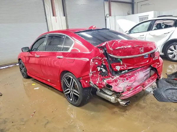 1HGCR2F10HA243832 2017 HONDA ACCORD - Image 2