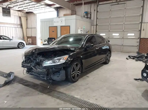 1HGCR2F10HA263482 2017 HONDA ACCORD - Image 2