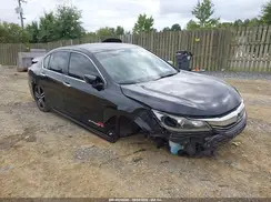 1HGCR2F10HA275325 2017 HONDA ACCORD