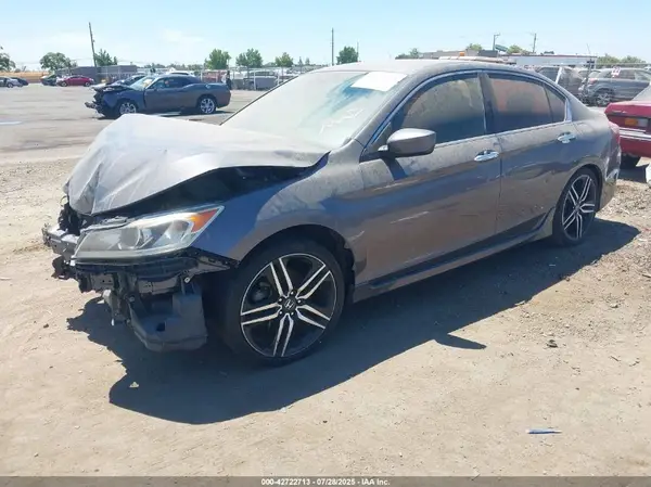 1HGCR2F10HA285109 2017 HONDA ACCORD - Image 2