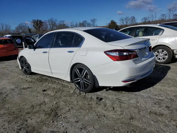 1HGCR2F11HA021610 2017 HONDA ACCORD - Image 2