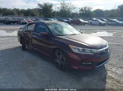 1HGCR2F11HA023812 2017 HONDA ACCORD