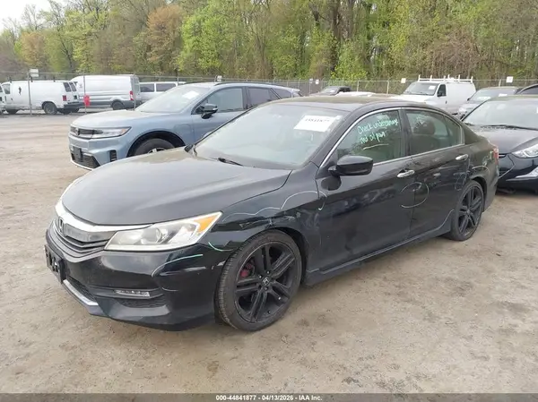 1HGCR2F11HA036740 2017 HONDA ACCORD - Image 2