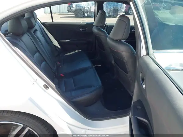 1HGCR2F11HA049200 2017 HONDA ACCORD - Image 8