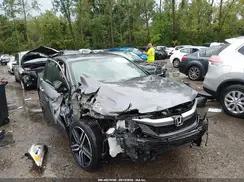 1HGCR2F11HA050542 2017 HONDA ACCORD