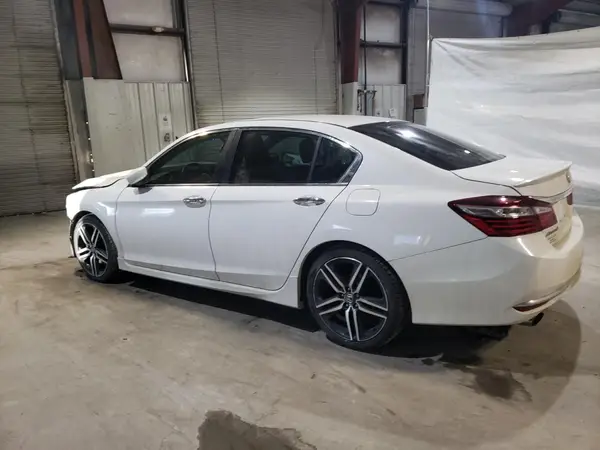 1HGCR2F11HA054655 2017 HONDA ACCORD - Image 2