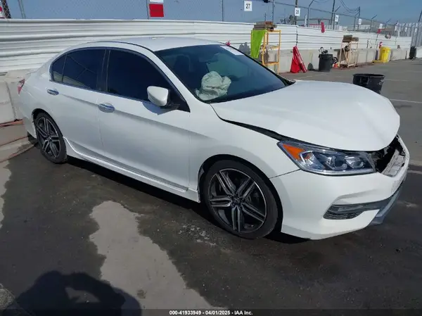 1HGCR2F11HA077532 2017 HONDA ACCORD - Image 1