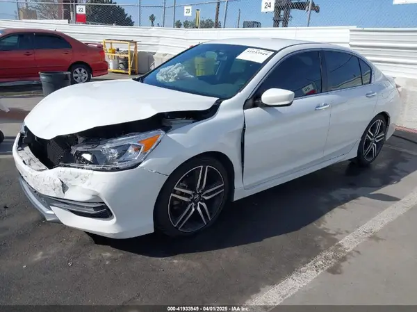 1HGCR2F11HA077532 2017 HONDA ACCORD - Image 2