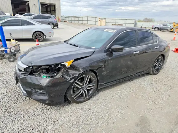1HGCR2F11HA085114 2017 HONDA ACCORD - Image 1