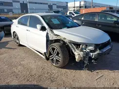 1HGCR2F11HA088532 2017 HONDA ACCORD