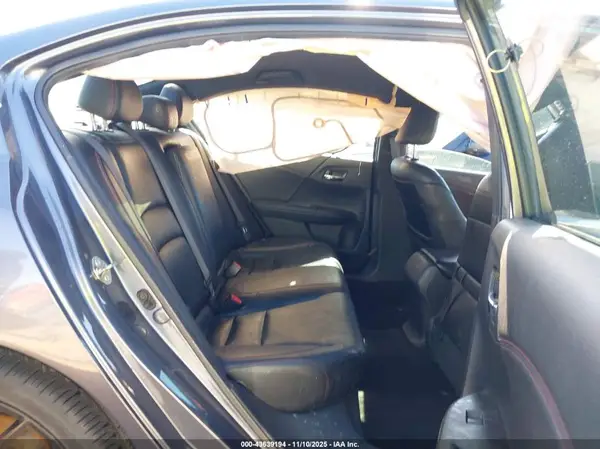 1HGCR2F11HA106026 2017 HONDA ACCORD - Image 8