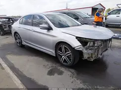 1HGCR2F11HA113963 2017 HONDA ACCORD