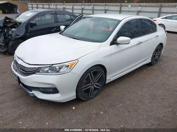 1HGCR2F11HA135235 2017 HONDA ACCORD - Image 2