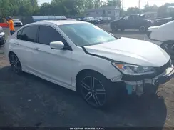1HGCR2F11HA152780 2017 HONDA ACCORD