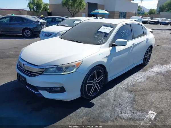 1HGCR2F11HA152844 2017 HONDA ACCORD - Image 2