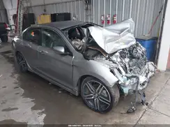 1HGCR2F11HA154688 2017 HONDA ACCORD