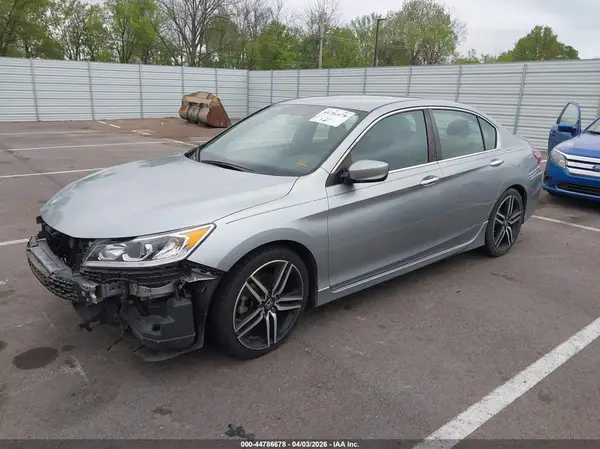 1HGCR2F11HA156201 2017 HONDA ACCORD - Image 2