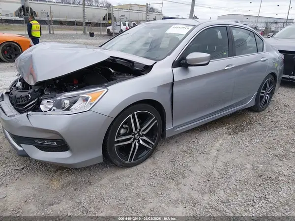 1HGCR2F11HA185309 2017 HONDA ACCORD - Image 2