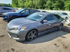 1HGCR2F11HA199677 2017 HONDA ACCORD