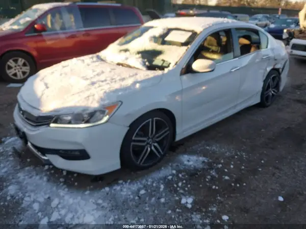 1HGCR2F11HA200276 2017 HONDA ACCORD - Image 2