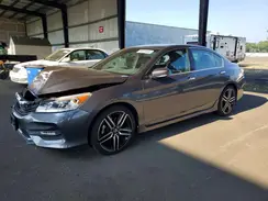 1HGCR2F11HA212329 2017 HONDA ACCORD